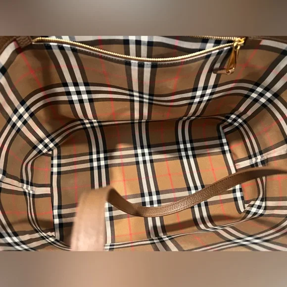 Burberry London Check Tote - Picture 3 of 5